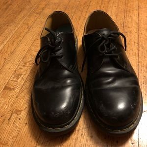 DR MARTEN OXFORDS SIZE 10 US